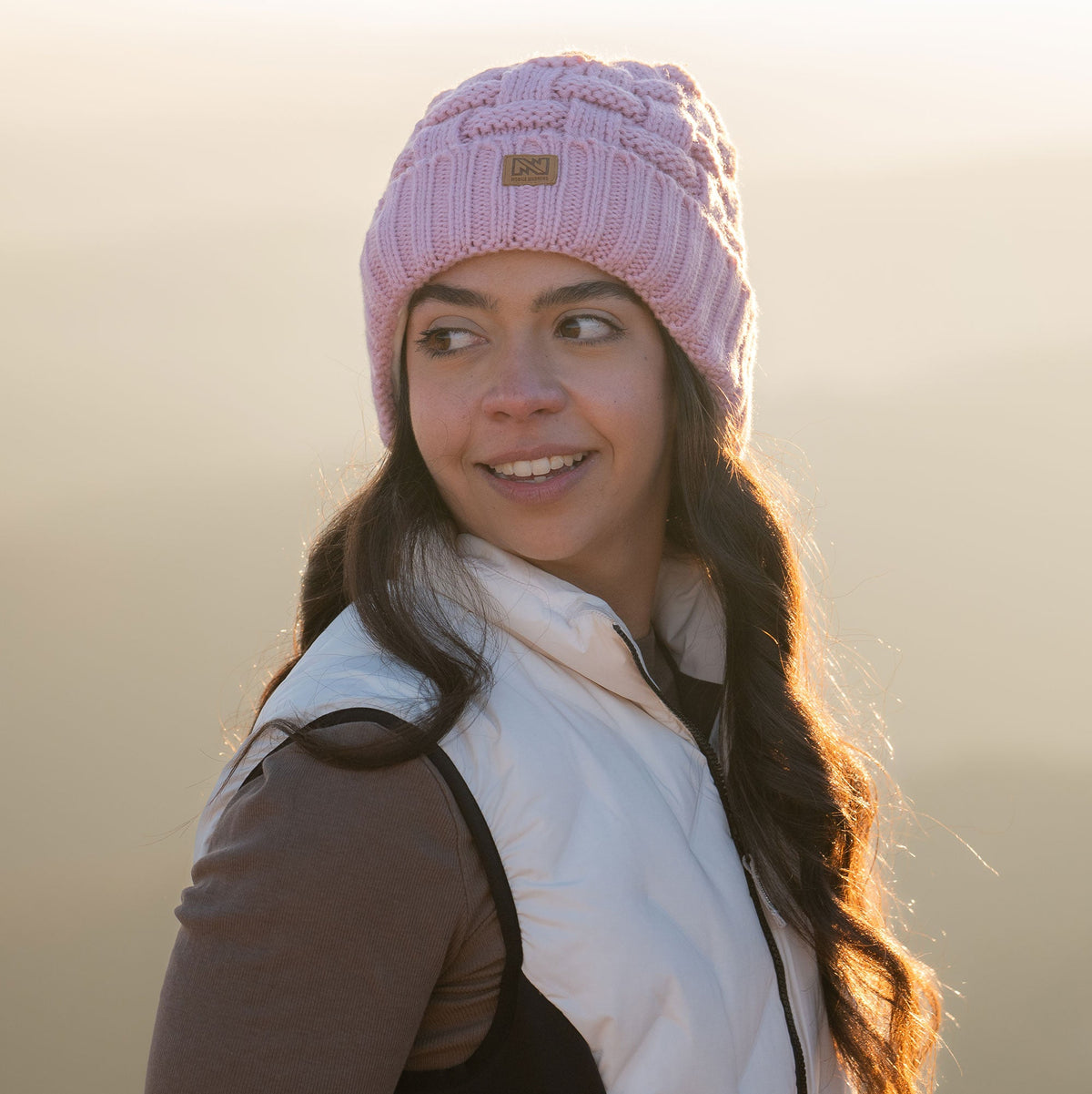 PINK VS Cable Knit Sherpa Lined Beanie Heated Cable Knit Beanie - Pink – Fieldsheer main image 2