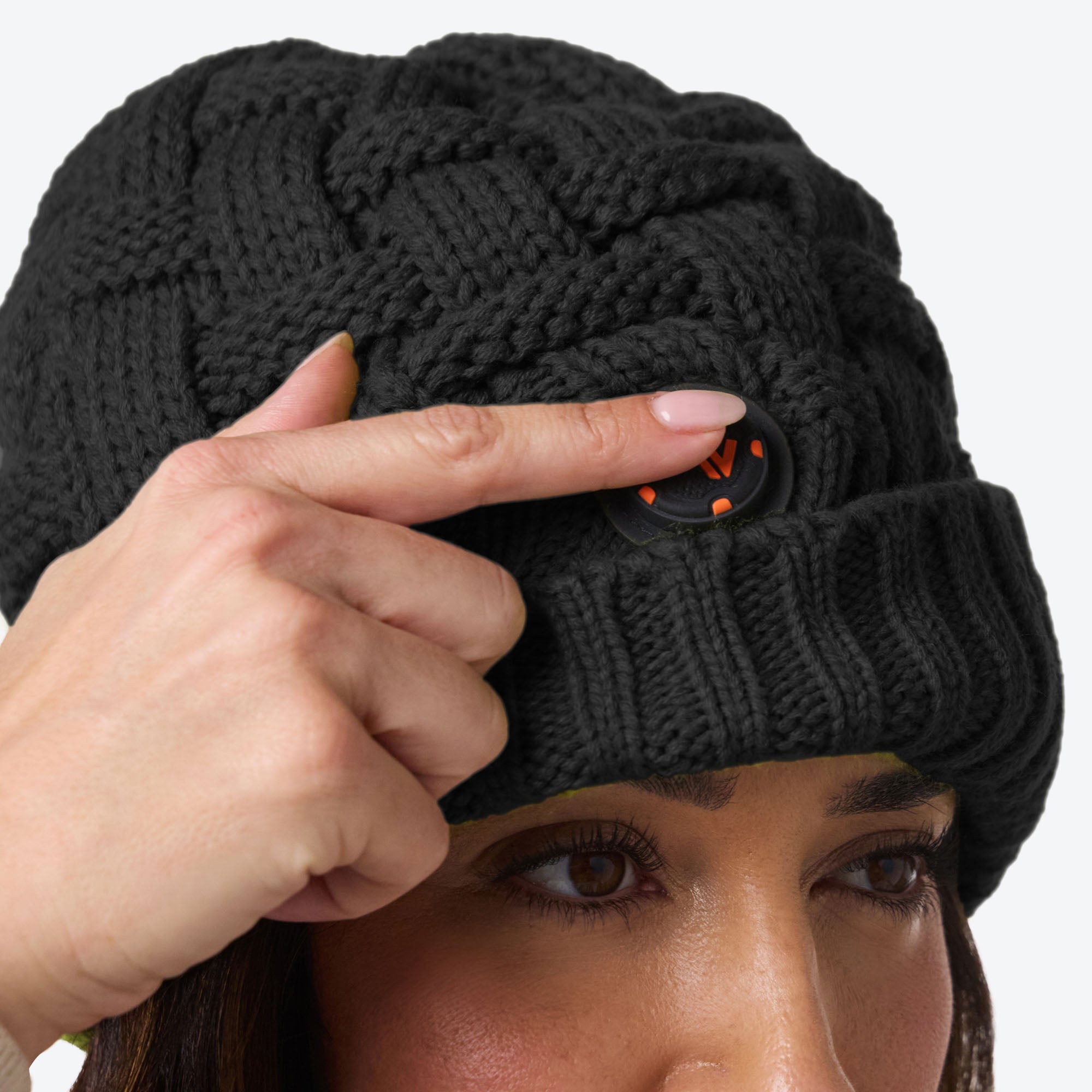 Heated Cable Knit Beanie - Black – Fieldsheer