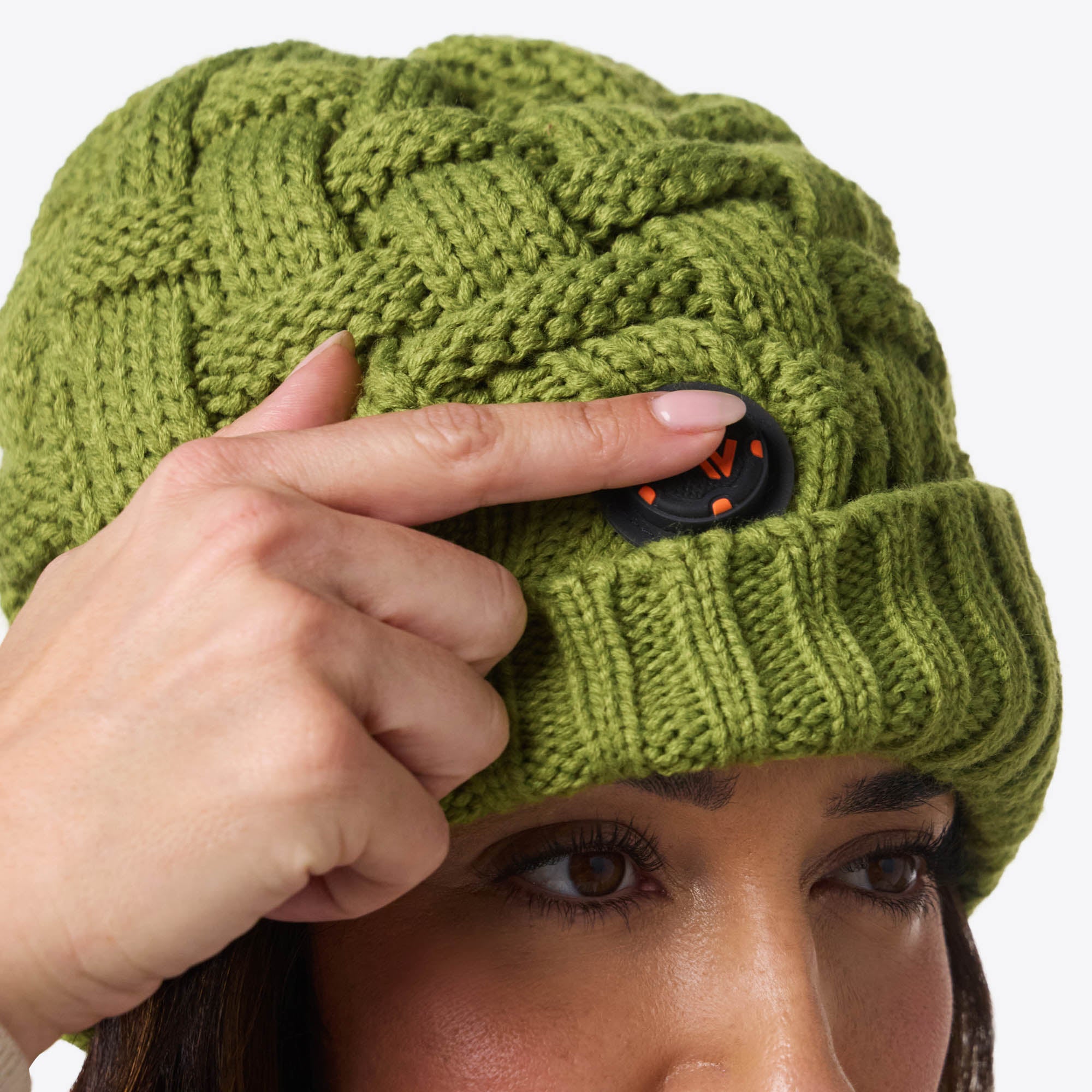 Heated Cable Knit Beanie - Green – Fieldsheer